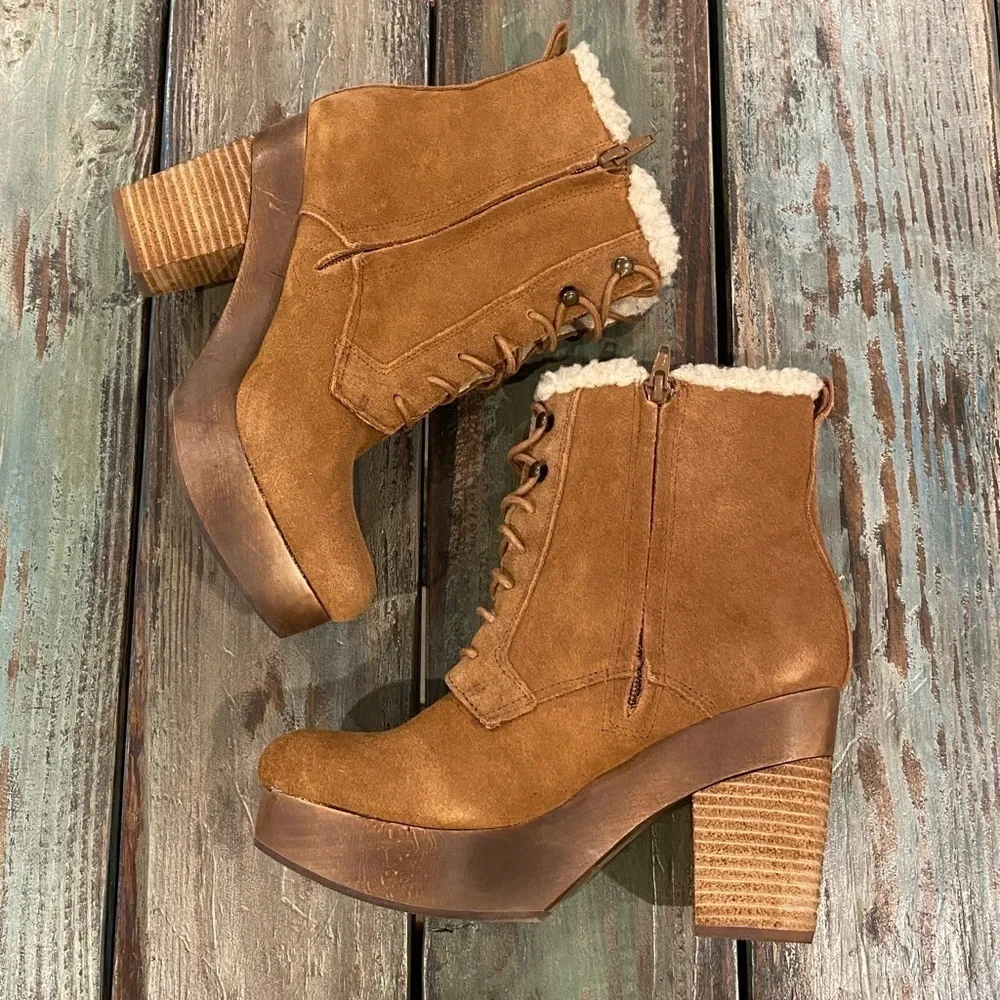 Ralph Lauren Denim & Supply Carsyn Women’s Boots Size 7.5 Suede Chunky Heel Shoe